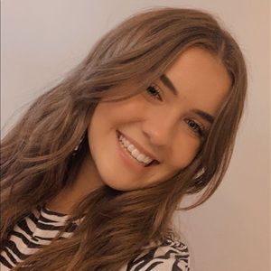 Meet your Posher, Michaela